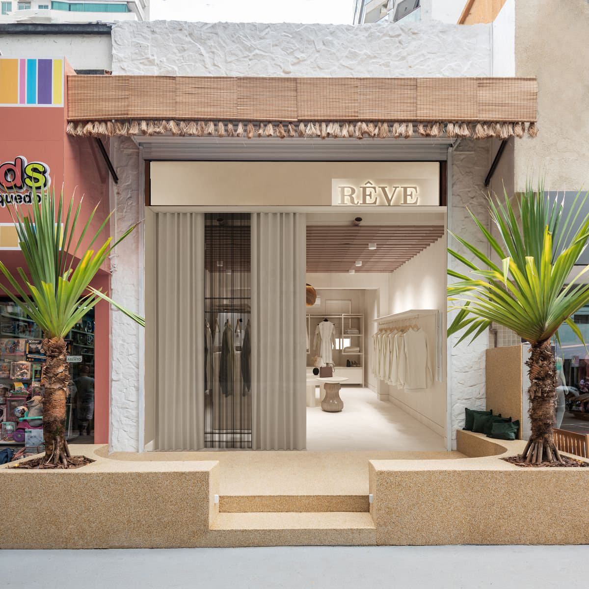 Commercial - Reve — view 2